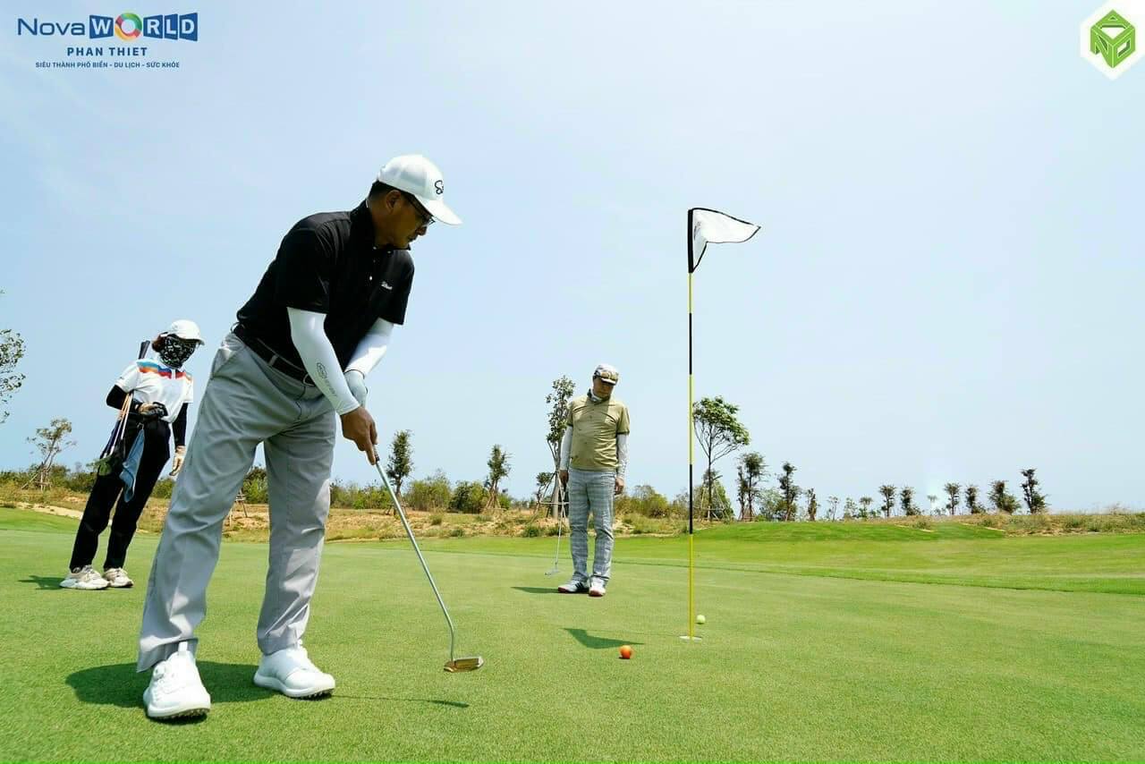 Kh-han-quoc-choi-thu-pga-golf-ocean-novaworld-phan-thiet